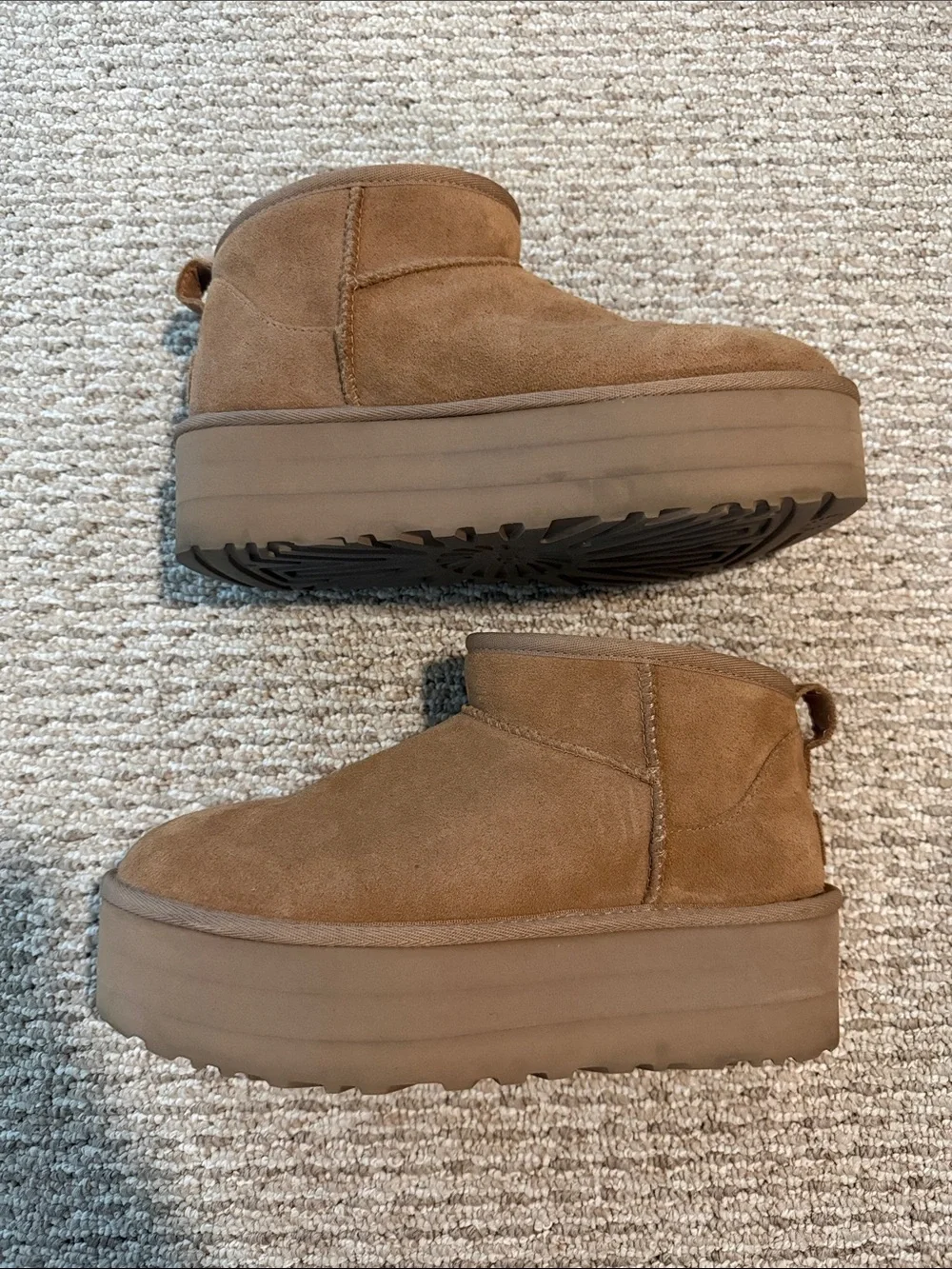 Uggs Ultra Mini Platform Boots